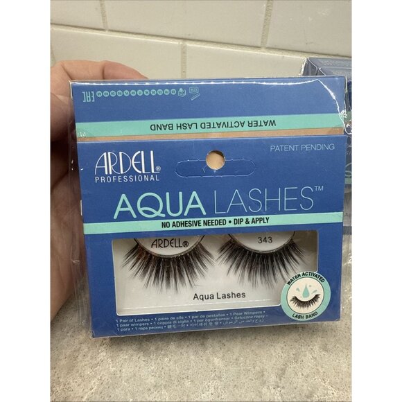 Ardell Professional Aqua Lashes Water Activated New Sealed. Lot of 12 boxes. - Picture 2 of 9
